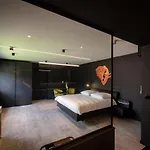 Boutique Hotel, La Cour De La Reine, Rooftop & Bistronomique Restaurant 4* Spa