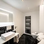 Boutique Hotel, La Cour De La Reine, Rooftop & Bistronomique Restaurant 4* Spa
