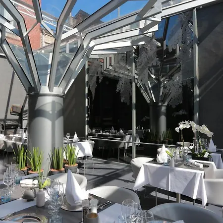 Boutique Hotel, La Cour De La Reine, Rooftop & Bistronomique Restaurant 4*