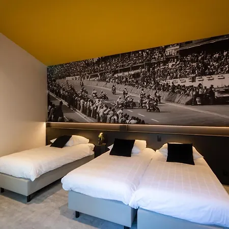 Boutique Hotel, La Cour De La Reine, Rooftop & Bistronomique Restaurant 4*