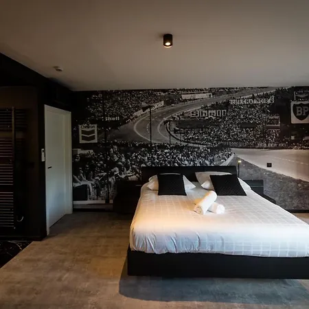 Hotel Boutique Hotel, La Cour De La Reine, Rooftop & Bistronomique Restaurant Spa