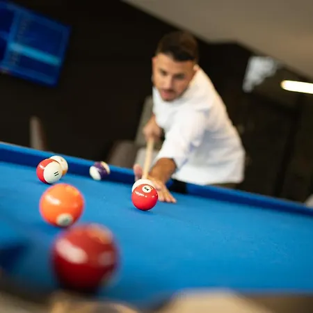 Boutique Hotel, La Cour De La Reine, Rooftop & Bistronomique Restaurant Hotel Spa