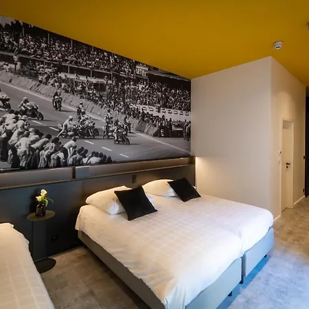 Boutique Hotel, La Cour De La Reine, Rooftop & Bistronomique Restaurant Szálloda 4*