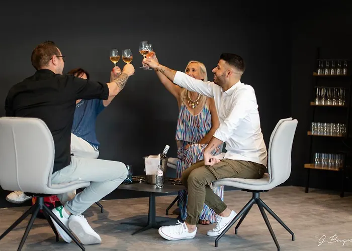 Boutique Hotel, La Cour De La Reine, Rooftop & Bistronomique Restaurant Spa