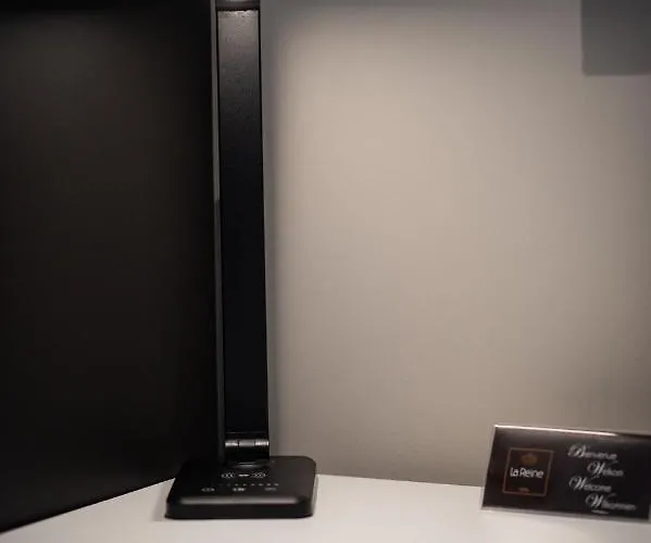 Boutique Hotel, La Cour De La Reine, Rooftop & Bistronomique Restaurant Spa