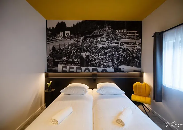 Boutique Hotel, La Cour De La Reine, Rooftop & Bistronomique Restaurant Hotel